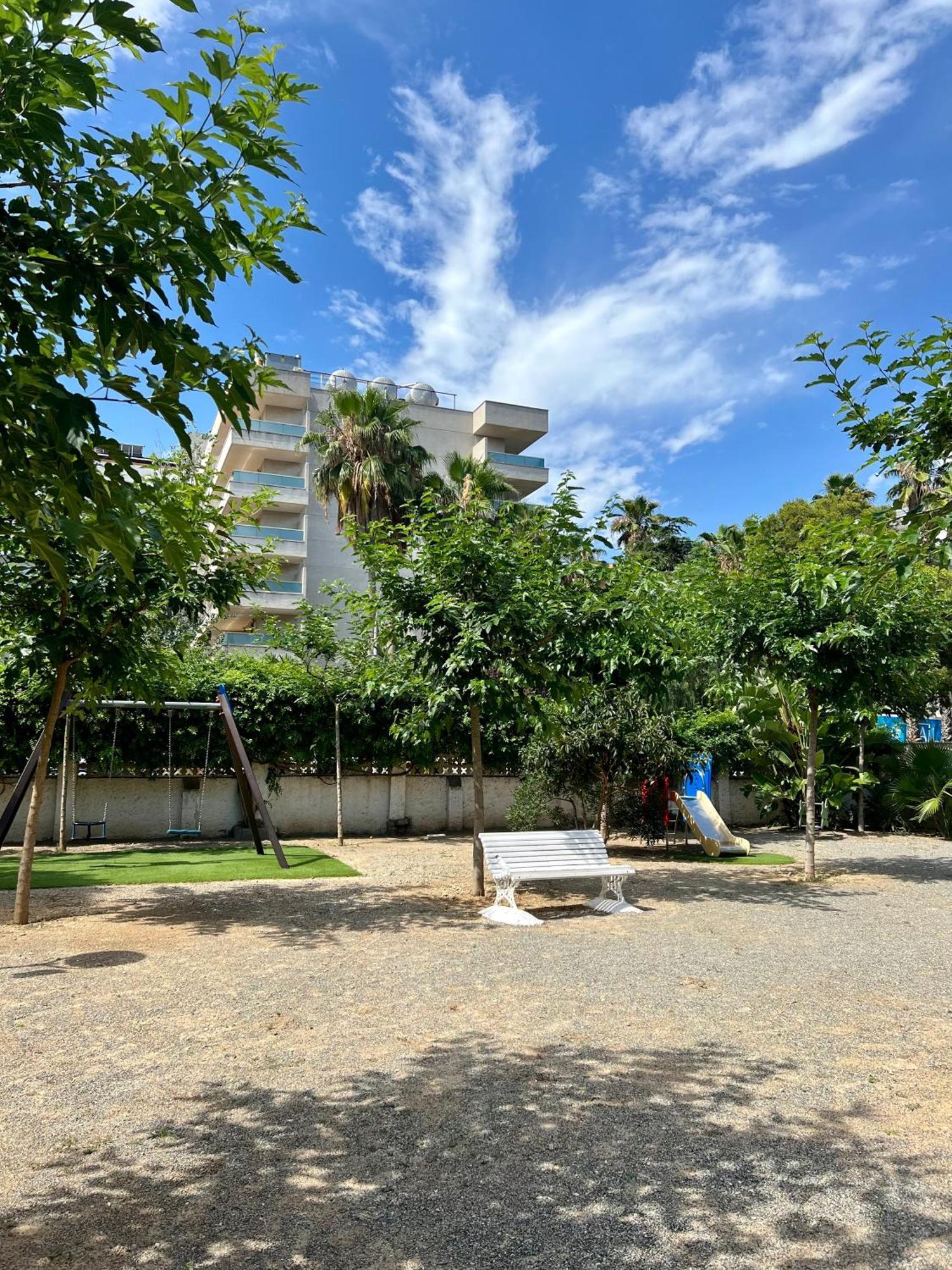 Second Home Salou Extérieur photo